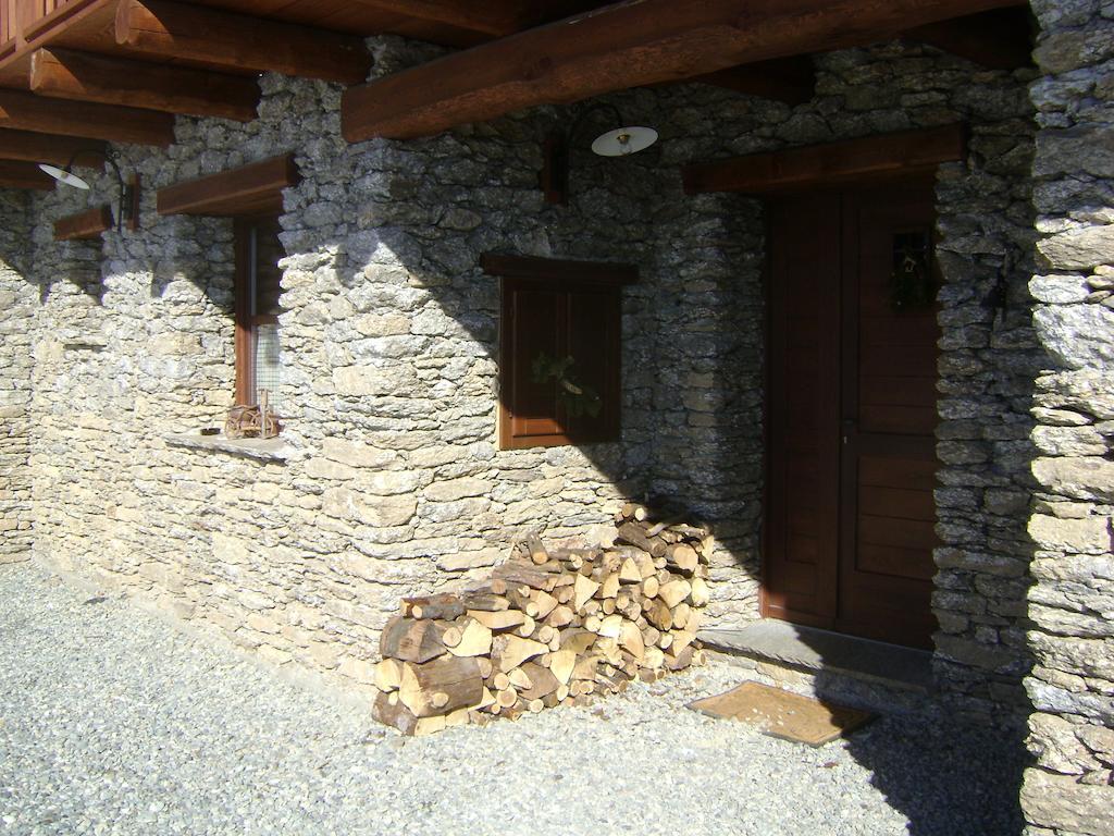 Agriturismo A Nostro Mizoun Ostana エクステリア 写真